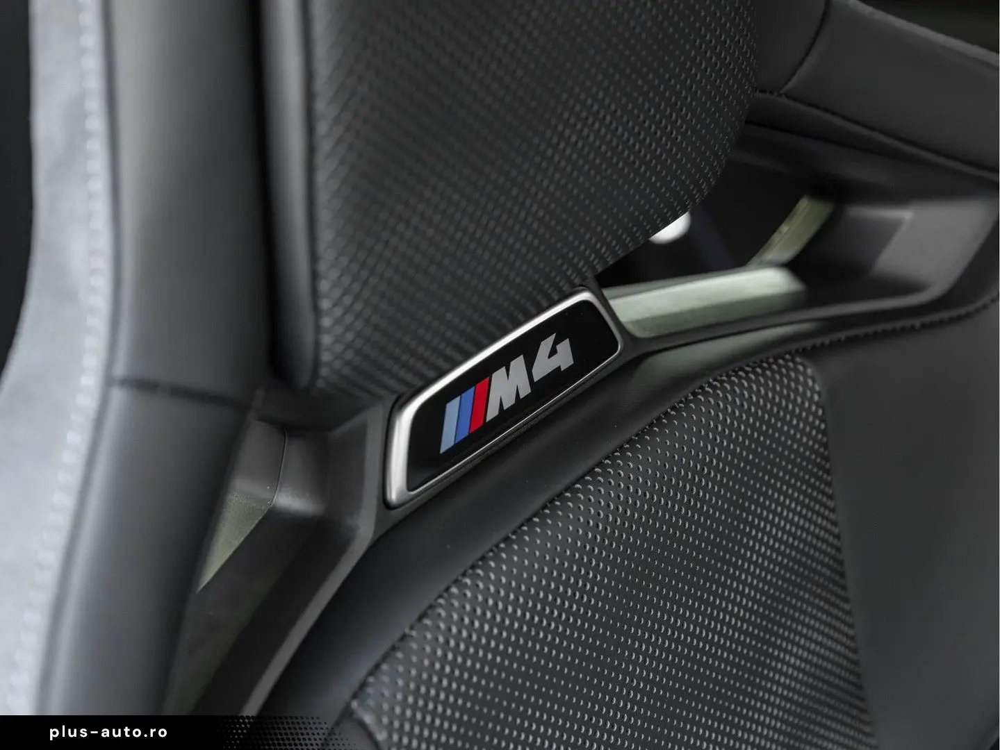 BMW M4_Manual_Carbon_Ceramic