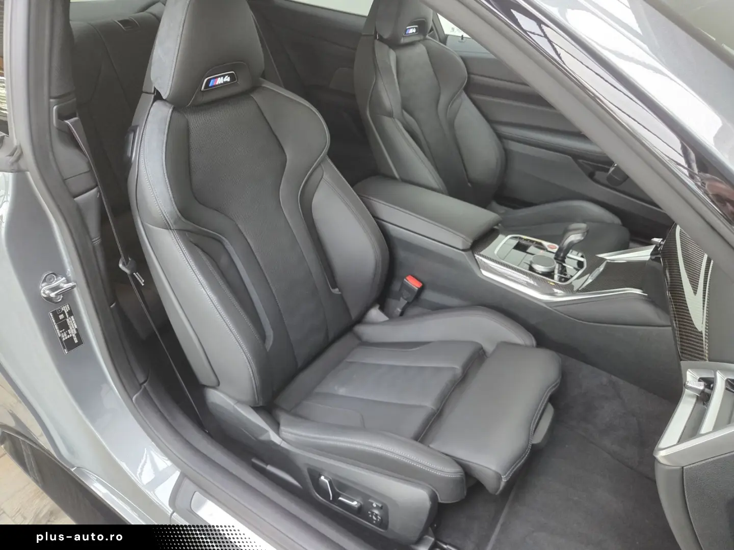 BMW M4 Competition_M_xDrive