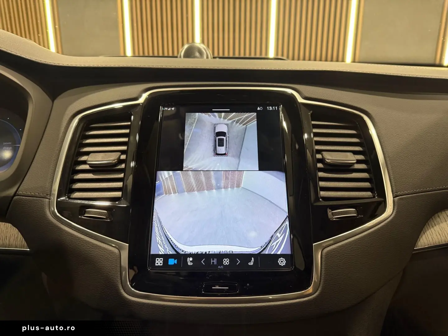 VOLVO XC90 Ultra Dark Recharge