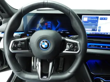 BMW i5 Sedan eDrive40 M-Sport
