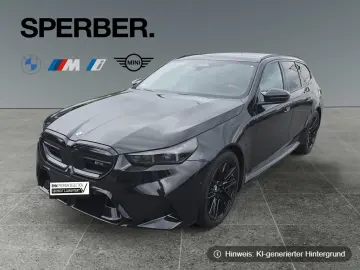 BMW M5 Touring M Drivers Package_Bowers&Wilkins_ACC