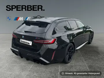 BMW M5 Touring M Drivers Package_Bowers&Wilkins_ACC