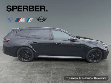 BMW M5 Touring M Drivers Package_Bowers&Wilkins_ACC