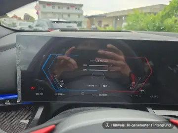 BMW M5 Touring M Drivers Package_Bowers&Wilkins_ACC