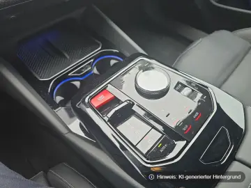 BMW M5 Touring M Drivers Package_Bowers&Wilkins_ACC