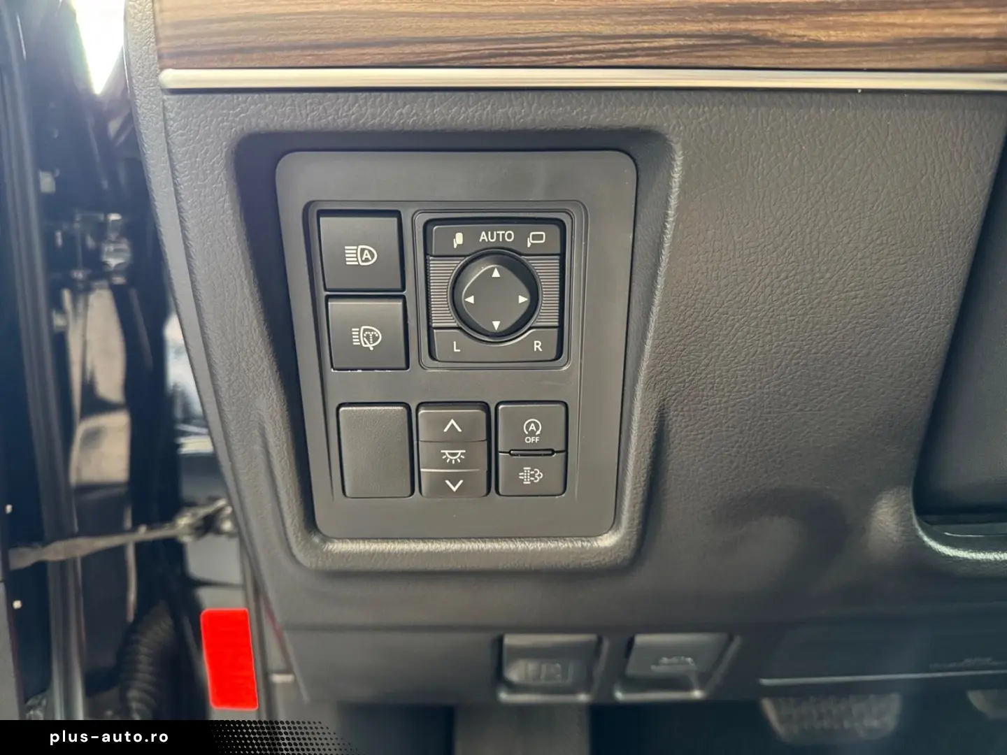 TOYOTA Land Cruiser 2024 — imagine 14