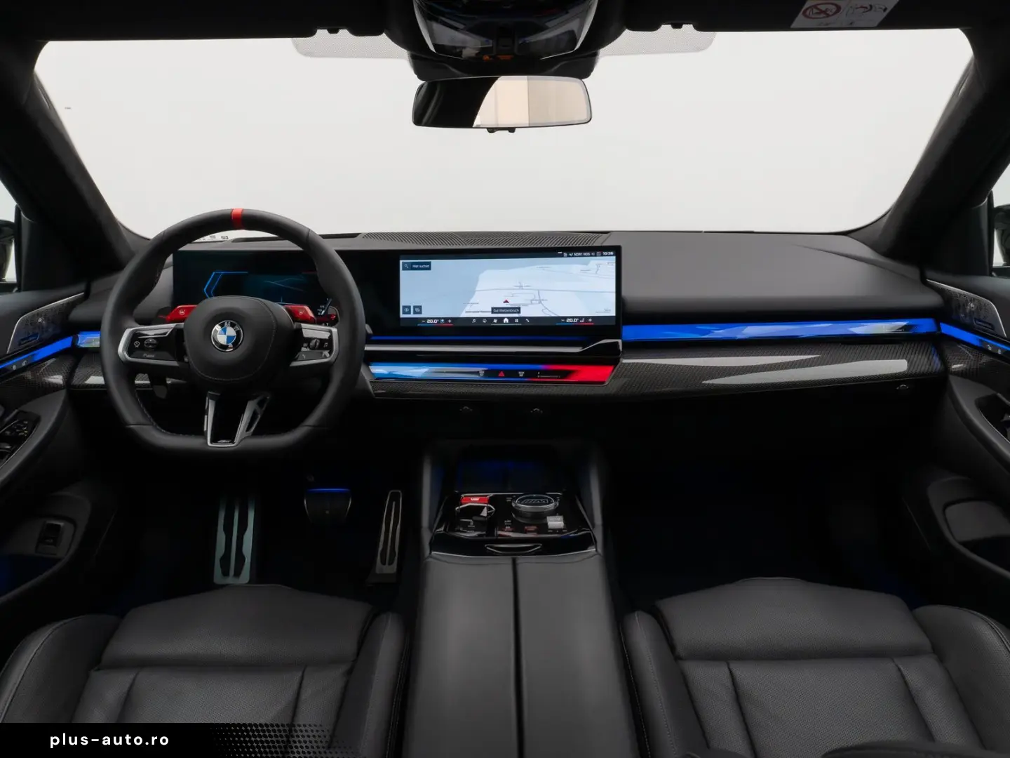 BMW M5 xDrive_Panoramic_360_B&W_HUD_M-Drivers