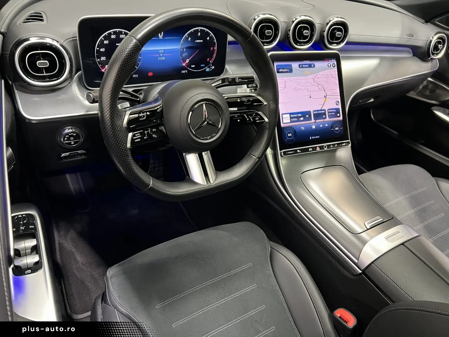 MERCEDES-BENZ C 300d 4M AMG Adva. Night Panorama Burmester