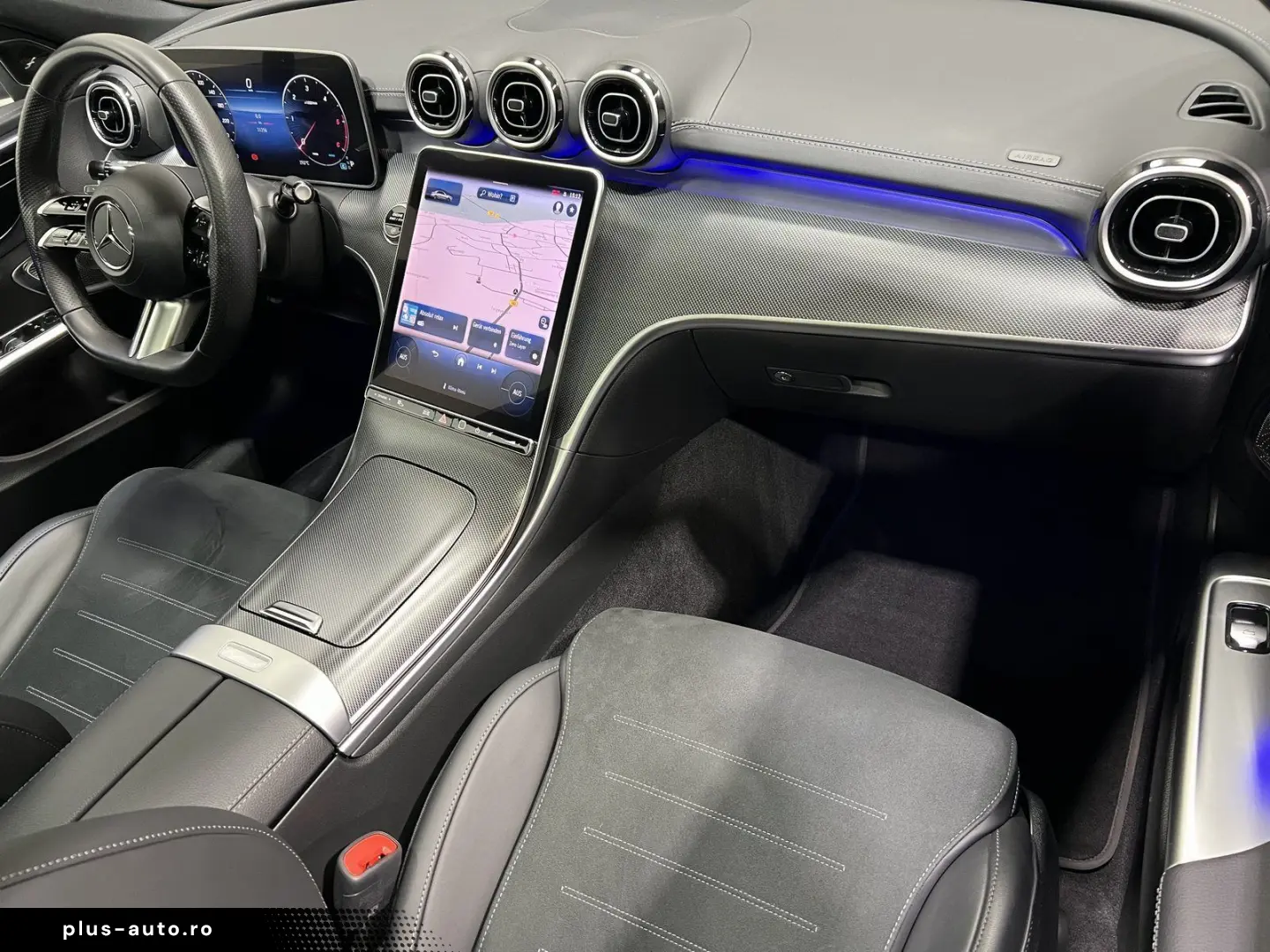 MERCEDES-BENZ C 300d 4M AMG Adva. Night Panorama Burmester