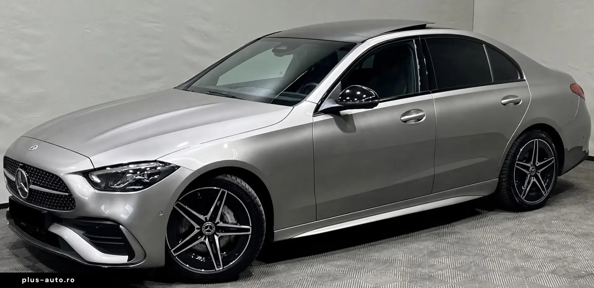 MERCEDES-BENZ C 300d 4M AMG Adva. Night Panorama Burmester