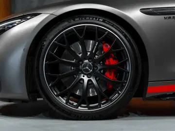 MERCEDES-BENZ SL 63 AMG