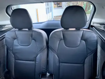 VOLVO XC90 B5 AWD Plus Dark
