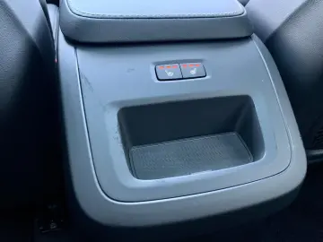 VOLVO XC90 B5 AWD Plus Dark
