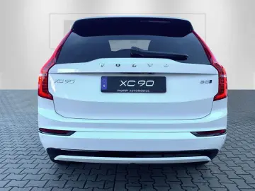 VOLVO XC90 B5 AWD Plus Dark