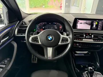 BMW X4 xDrive 20d M-PAKET PANO ACC KAMERA AHK HIFI
