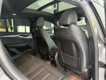 BMW X4 xDrive 20d M-PAKET PANO ACC KAMERA AHK HIFI