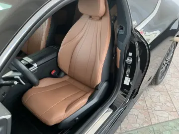 MERCEDES-BENZ CLE 220 d AMG Line Distronic Kamera Memory Nav