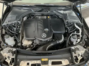 MERCEDES-BENZ CLE 220 d AMG Line Distronic Kamera Memory Nav