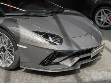 LAMBORGHINI Aventador S Roadster 1 of 1   AD PERSONAM   Samm