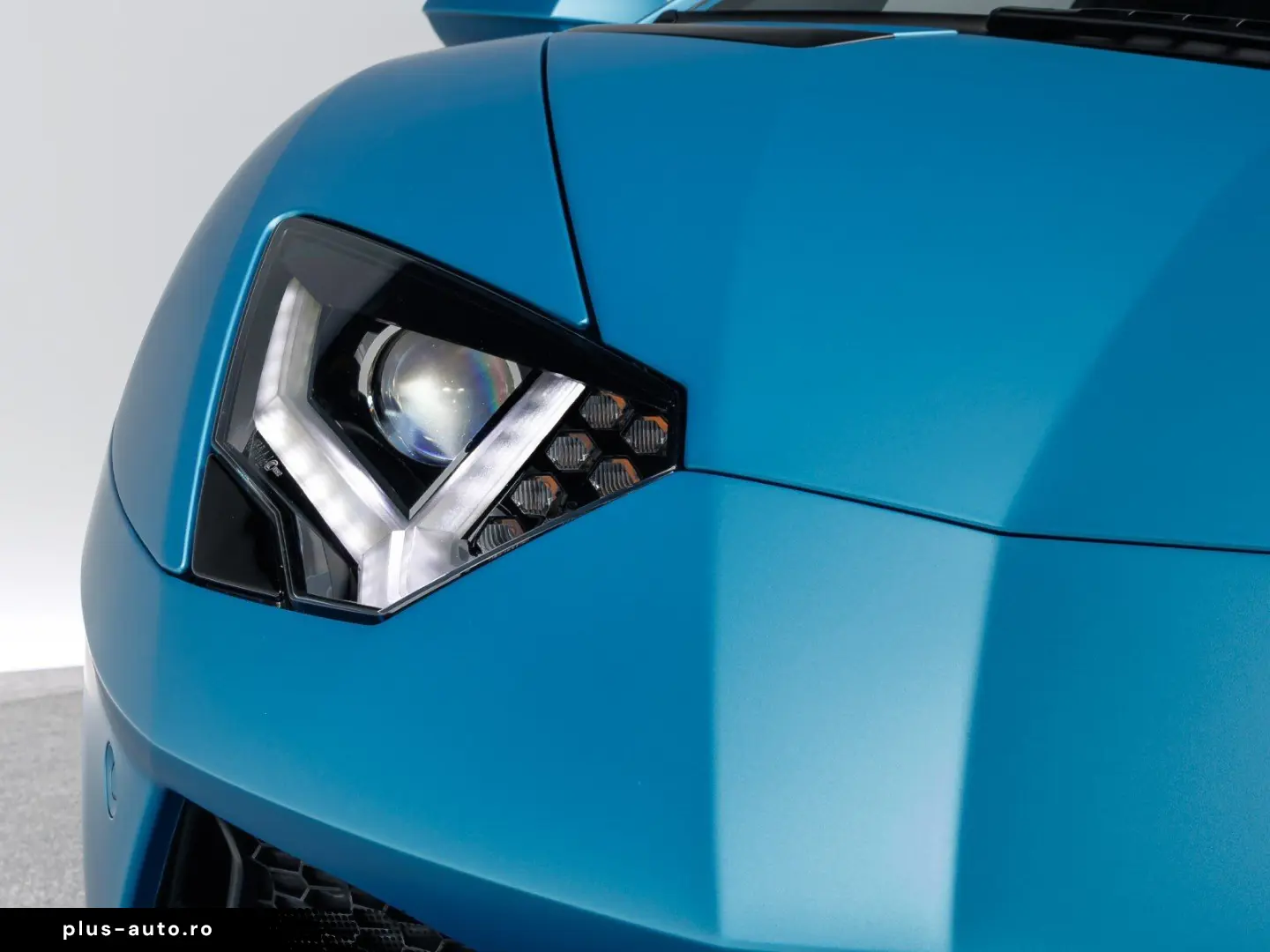 LAMBORGHINI Aventador S AdPersonam Selezione  1.Hand
