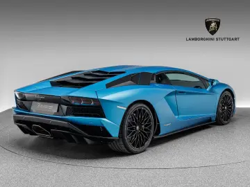 LAMBORGHINI Aventador S AdPersonam Selezione  1.Hand