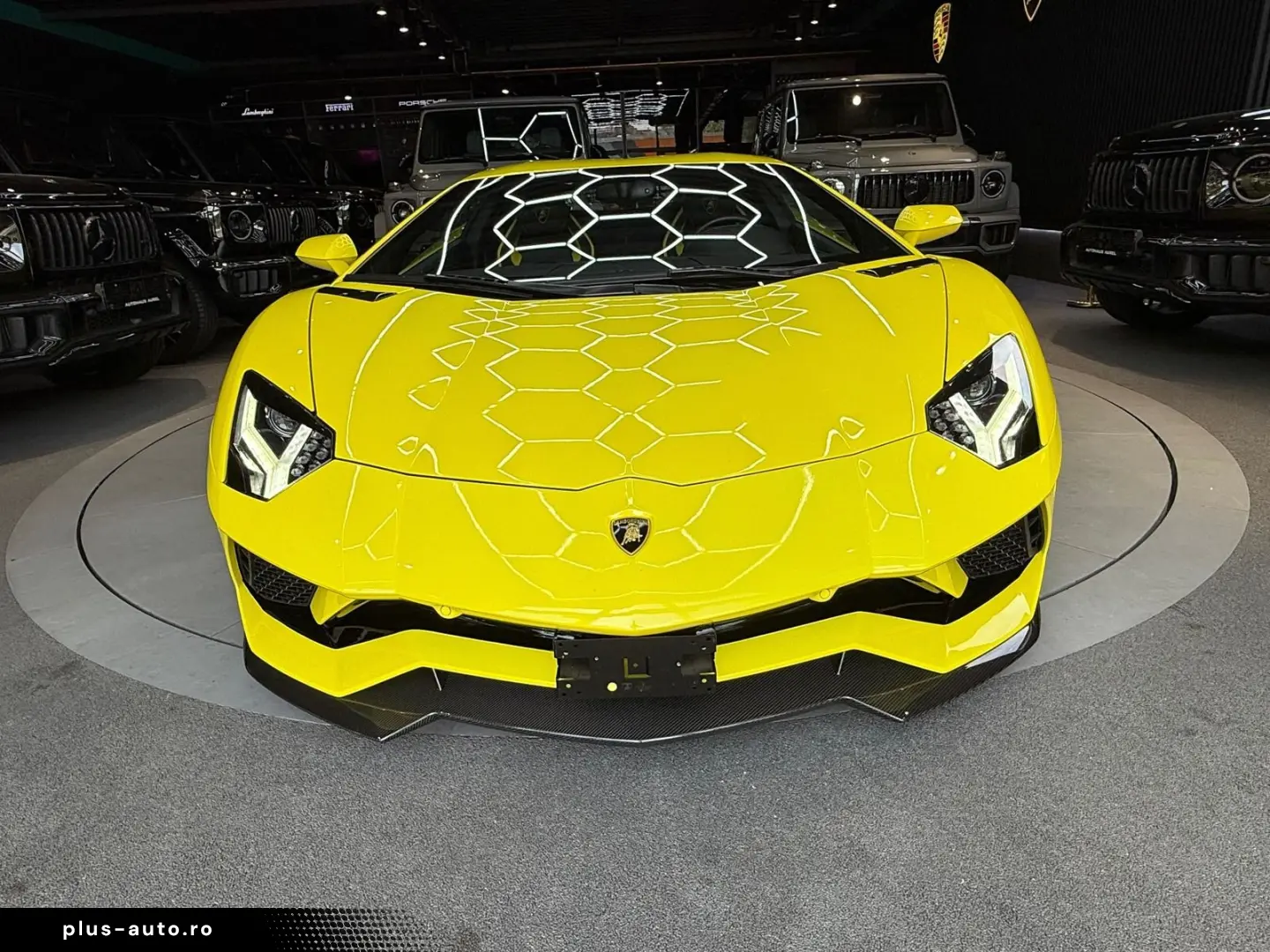 LAMBORGHINI Aventador S