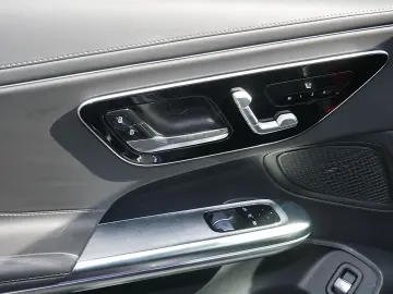 MERCEDES-BENZ CLE 53 AMG 4Matic AMG Digital-Light 360  Mem