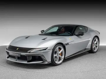 FERRARI 12Cilindri