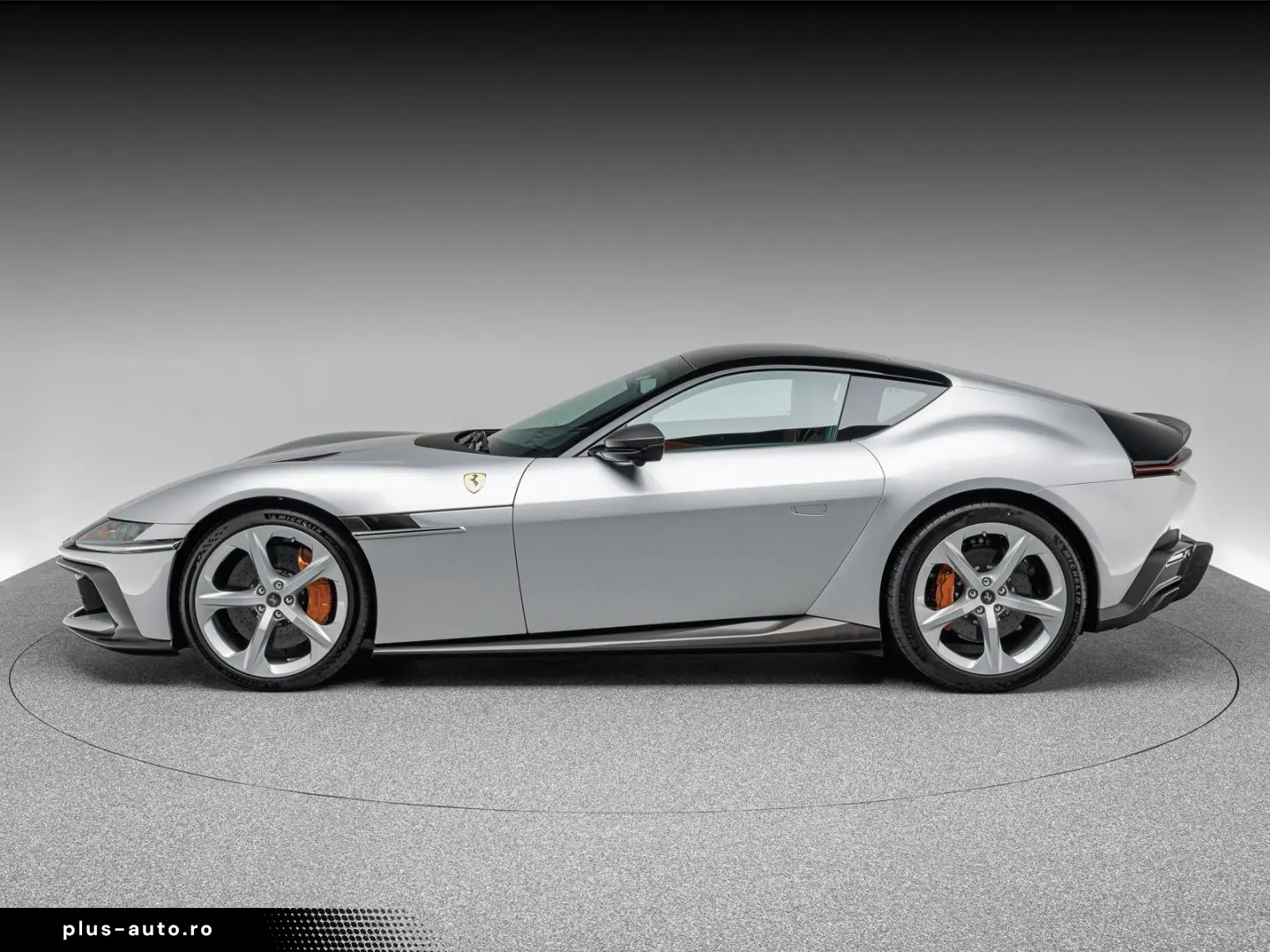 FERRARI 12Cilindri