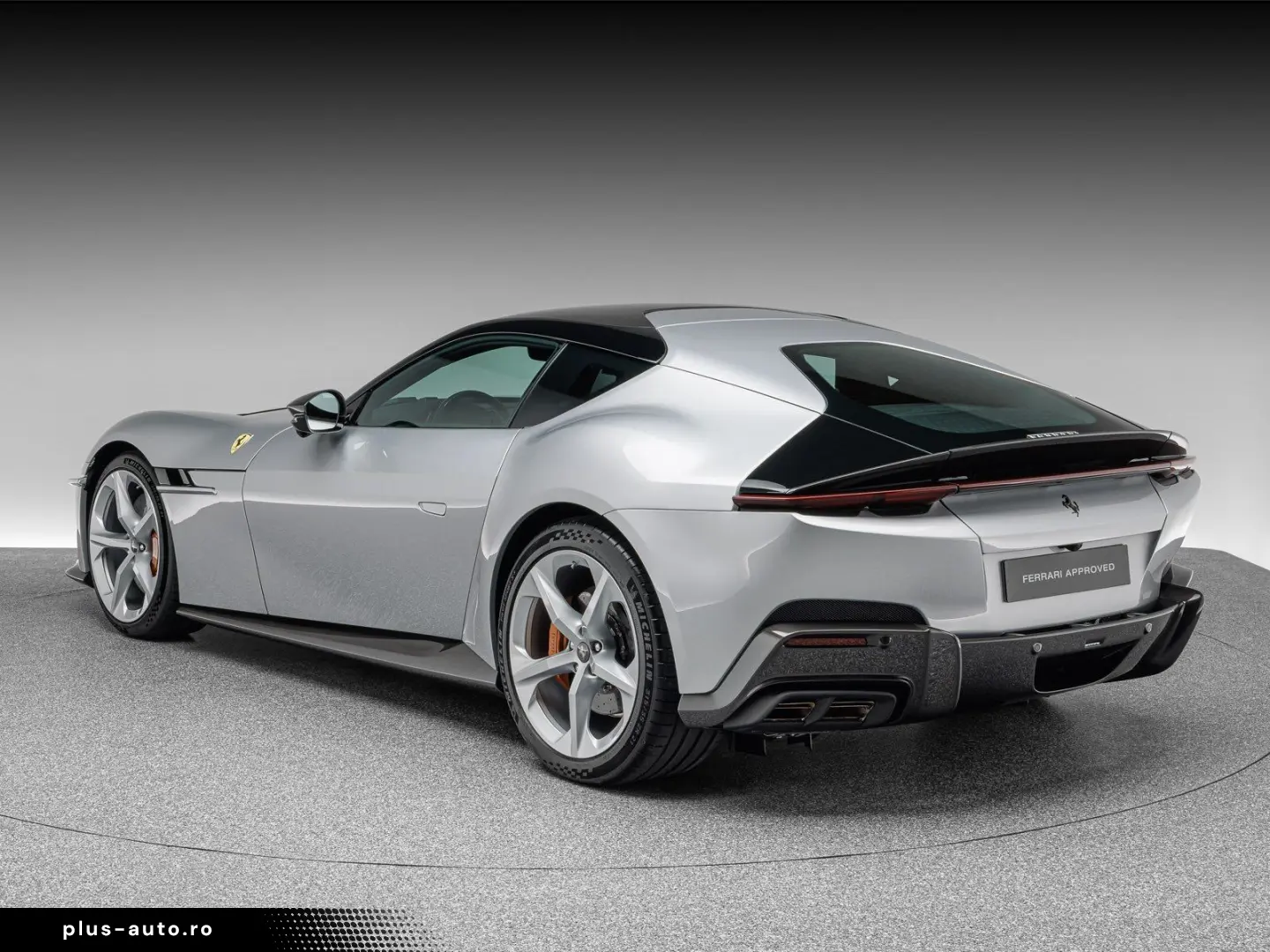 FERRARI 12Cilindri