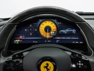FERRARI 12Cilindri
