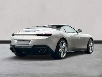 FERRARI Roma Spider  LED-Scheinwerfer 20 Zoll Felge