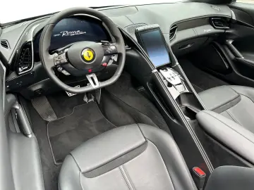 FERRARI Roma Spider  LED-Scheinwerfer 20 Zoll Felge