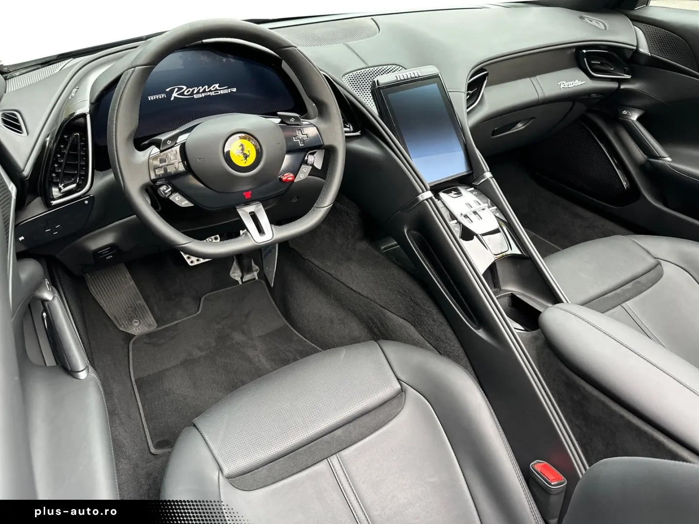 FERRARI Roma Spider  LED-Scheinwerfer 20 Zoll Felge