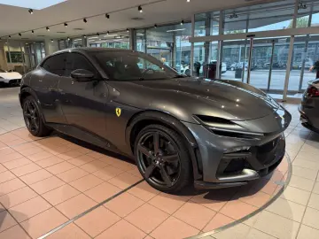 FERRARI Purosangue V12 CARBON