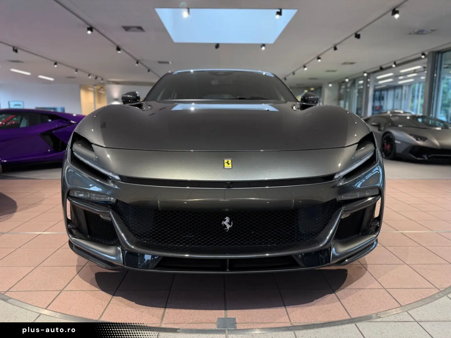 FERRARI Purosangue V12 CARBON