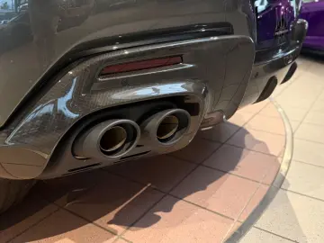 FERRARI Purosangue V12 CARBON