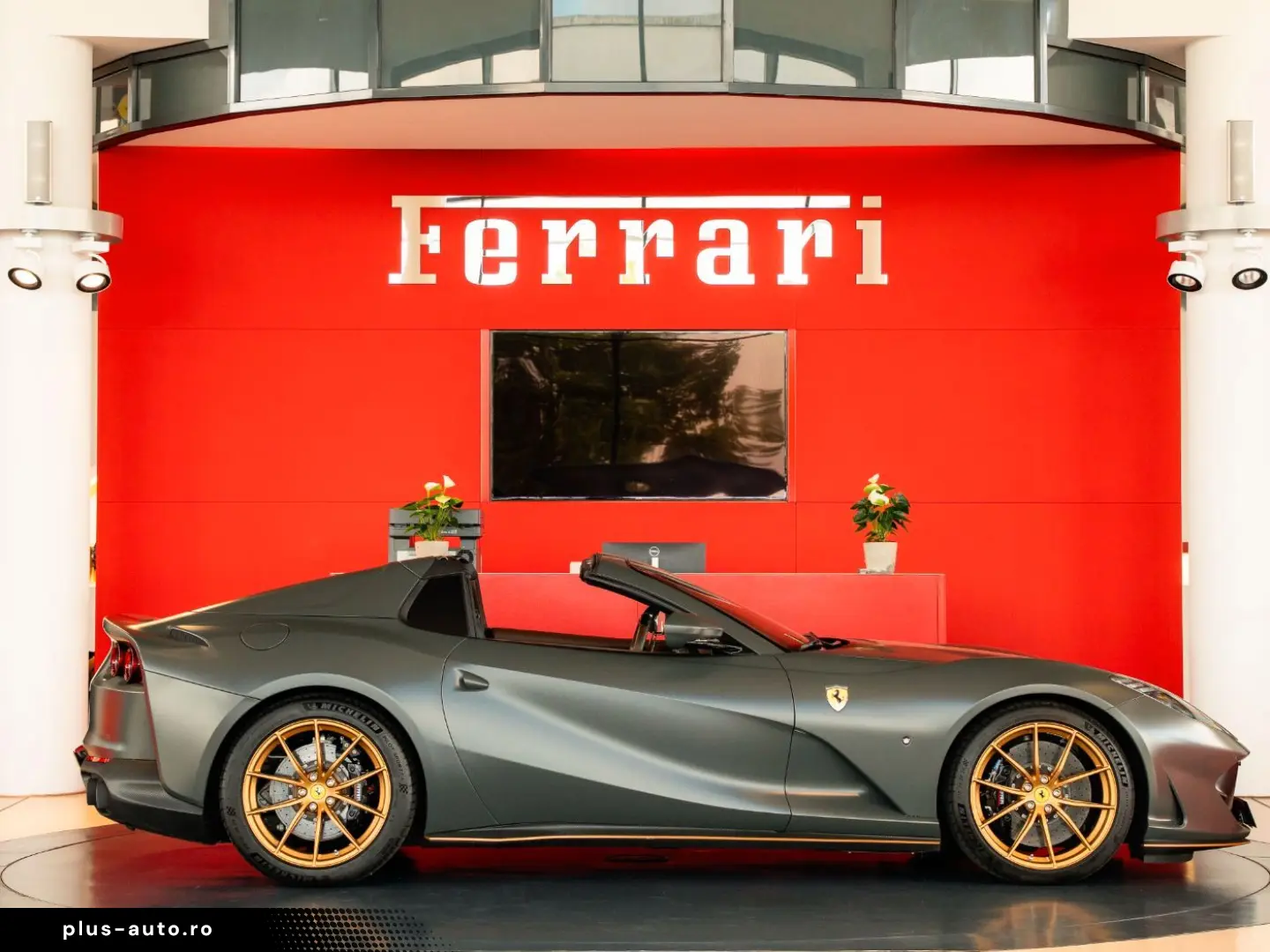 FERRARI 812 GTS VOLLFOLIERT Racingsitz HiFi-Premium