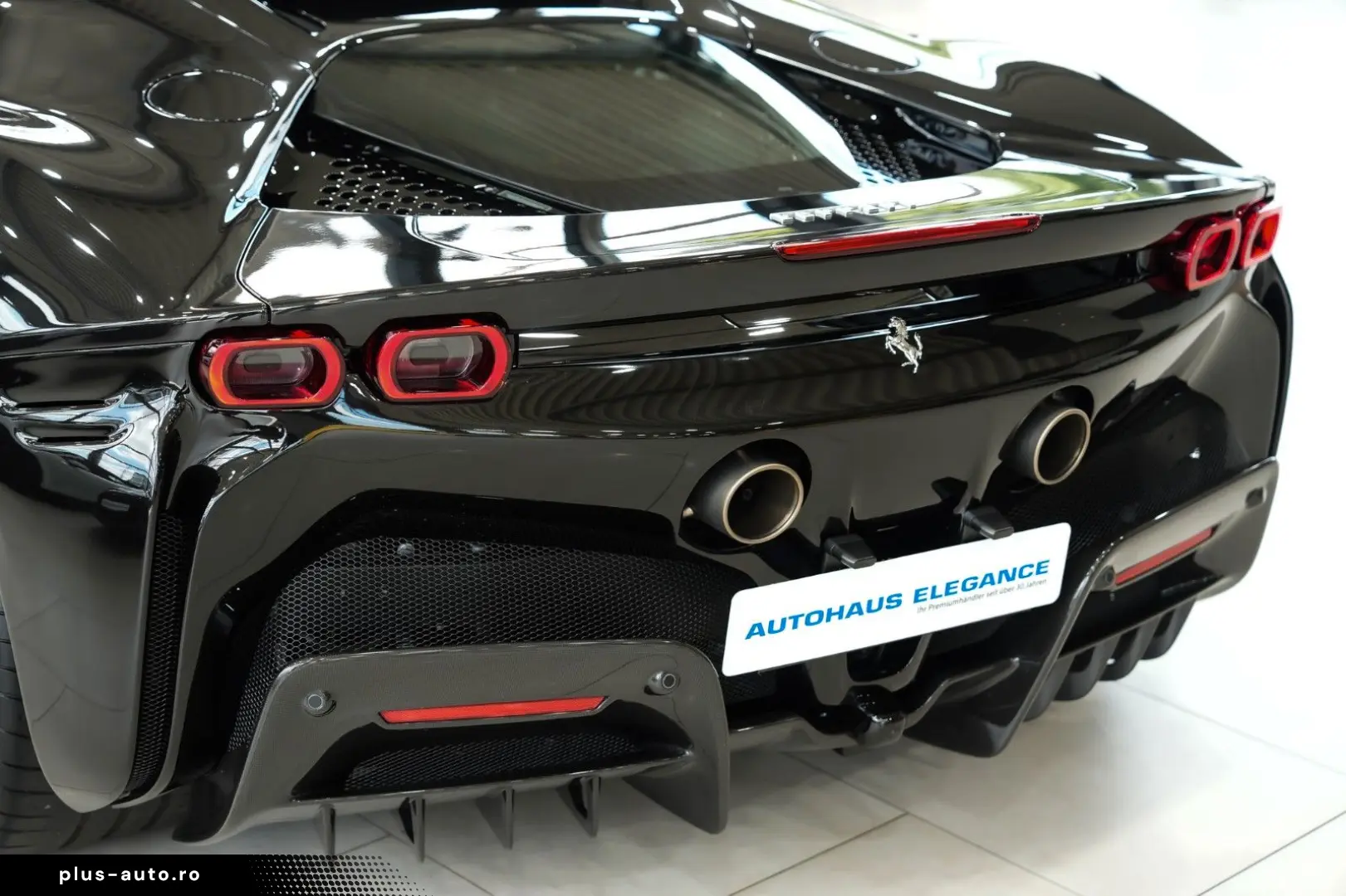 FERRARI SF90 Stradale VOLL-CARBON RACING-SEATS JBL LIFT