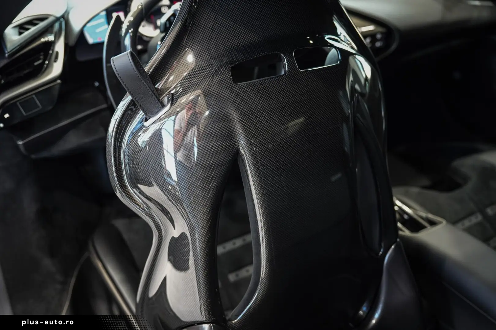 FERRARI SF90 Stradale VOLL-CARBON RACING-SEATS JBL LIFT