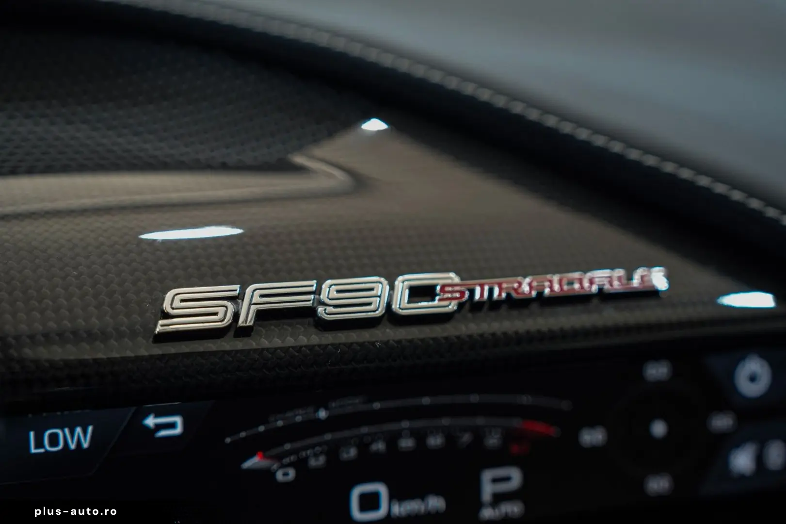 FERRARI SF90 Stradale VOLL-CARBON RACING-SEATS JBL LIFT