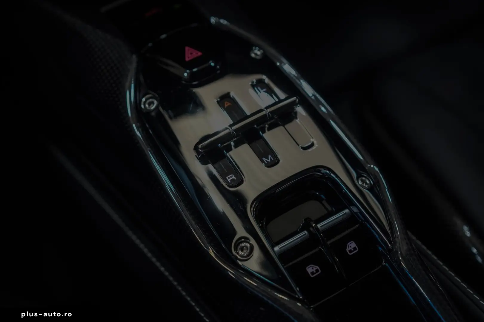 FERRARI SF90 Stradale VOLL-CARBON RACING-SEATS JBL LIFT
