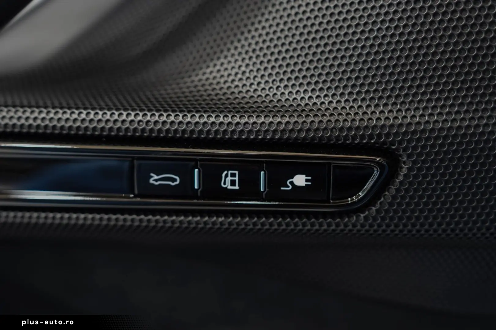 FERRARI SF90 Stradale VOLL-CARBON RACING-SEATS JBL LIFT