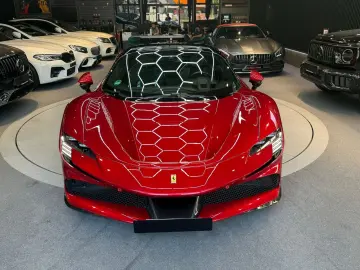 FERRARI SF90 STRADALE