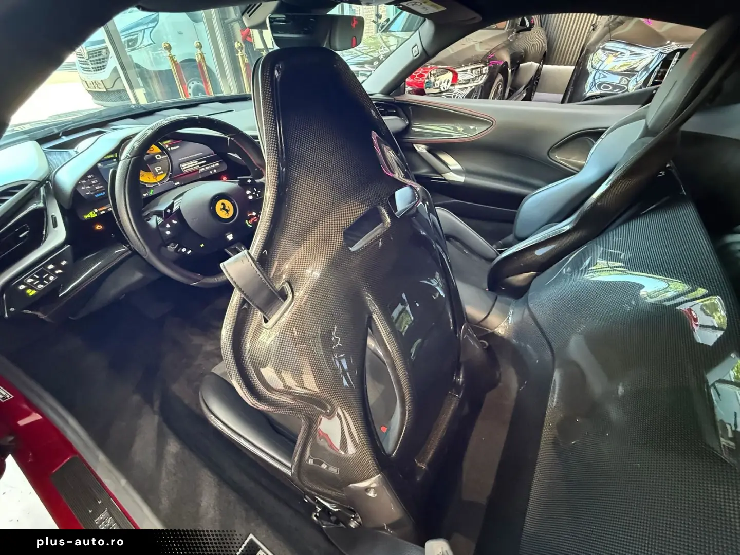 FERRARI SF90 STRADALE