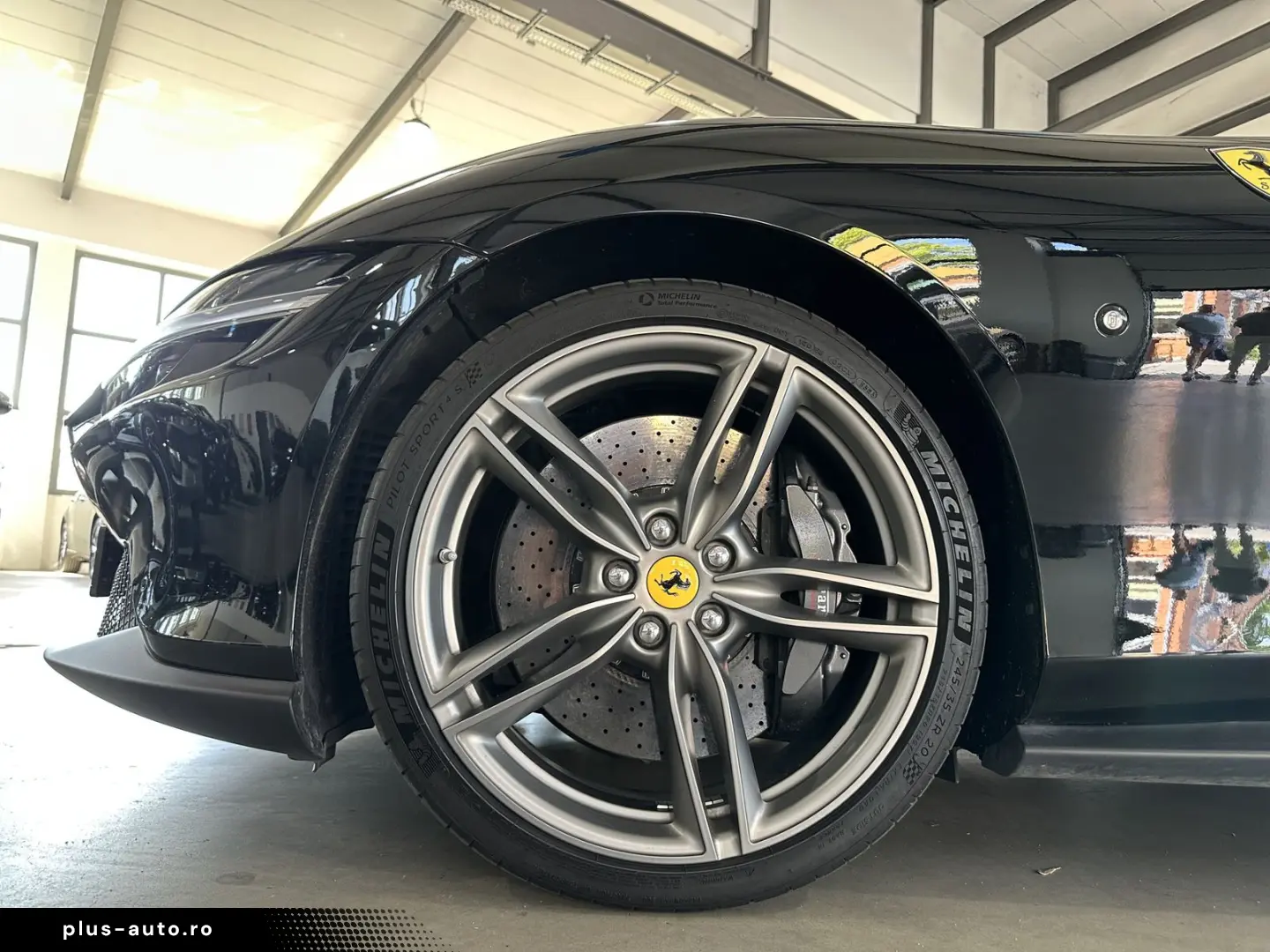 FERRARI  Roma 3.9 V8 New Service 20´ ADAS Carbon 20