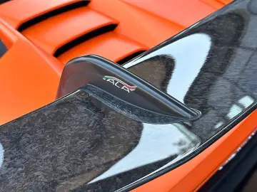 LAMBORGHINI Huracán Performante Aut.