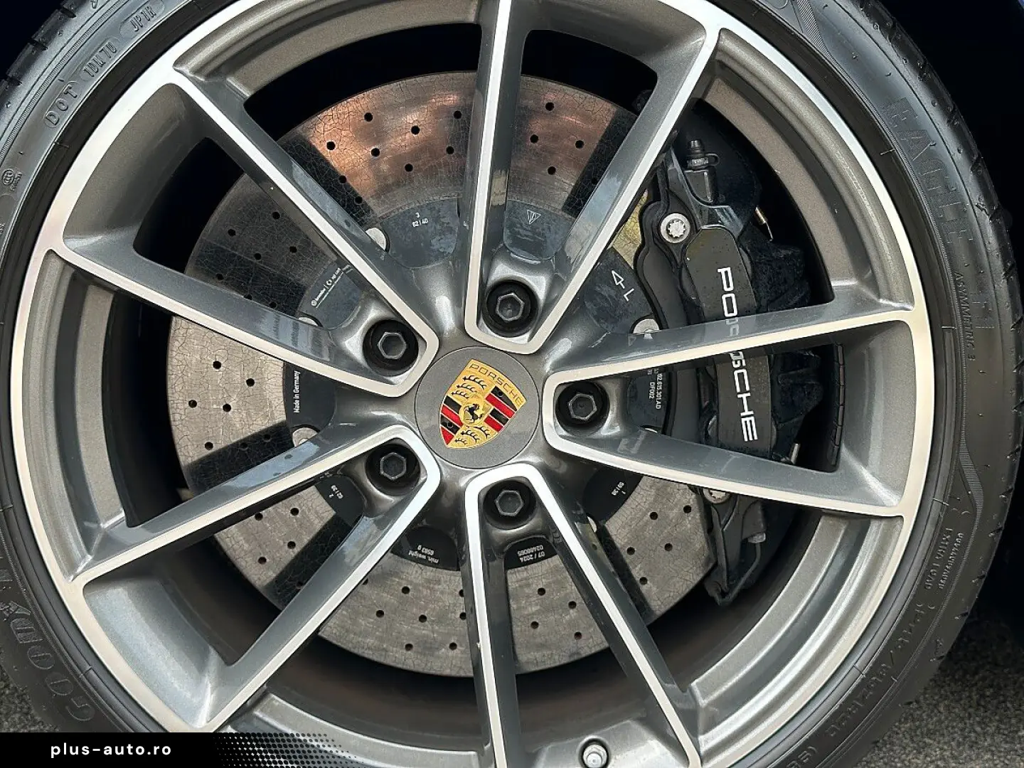 PORSCHE 911 992.1 Carrera Coupe S PDK   Keramik   Sch...