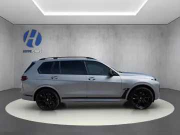 BMW X7 M60 i xD M Sport Pro PanoSky ACC