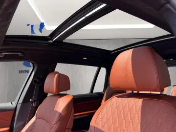 BMW X7 M60 i xD M Sport Pro PanoSky ACC